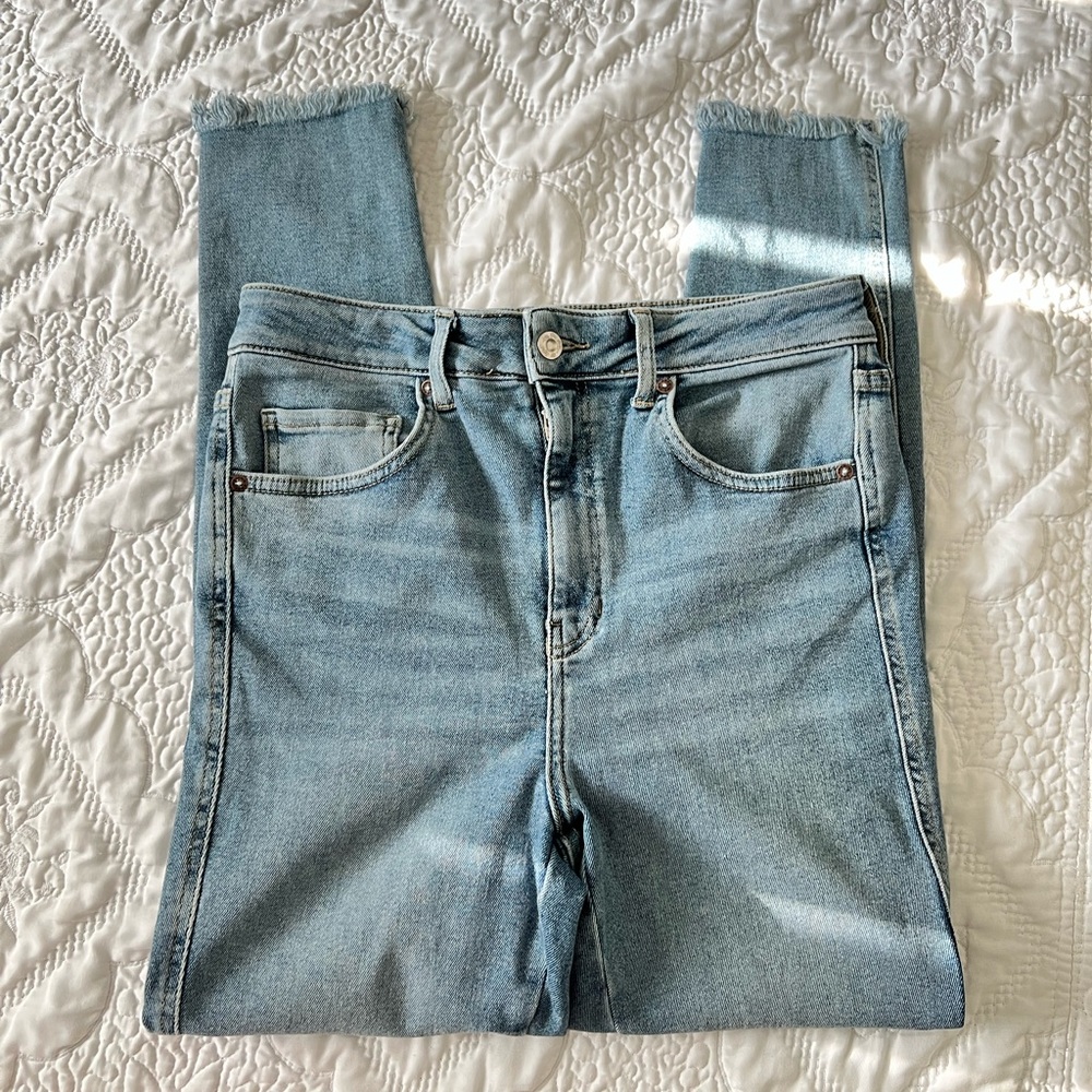Free People We The Free Raw High Rise Jegging in Sierra 30 by Free People - Picture 4 of 9